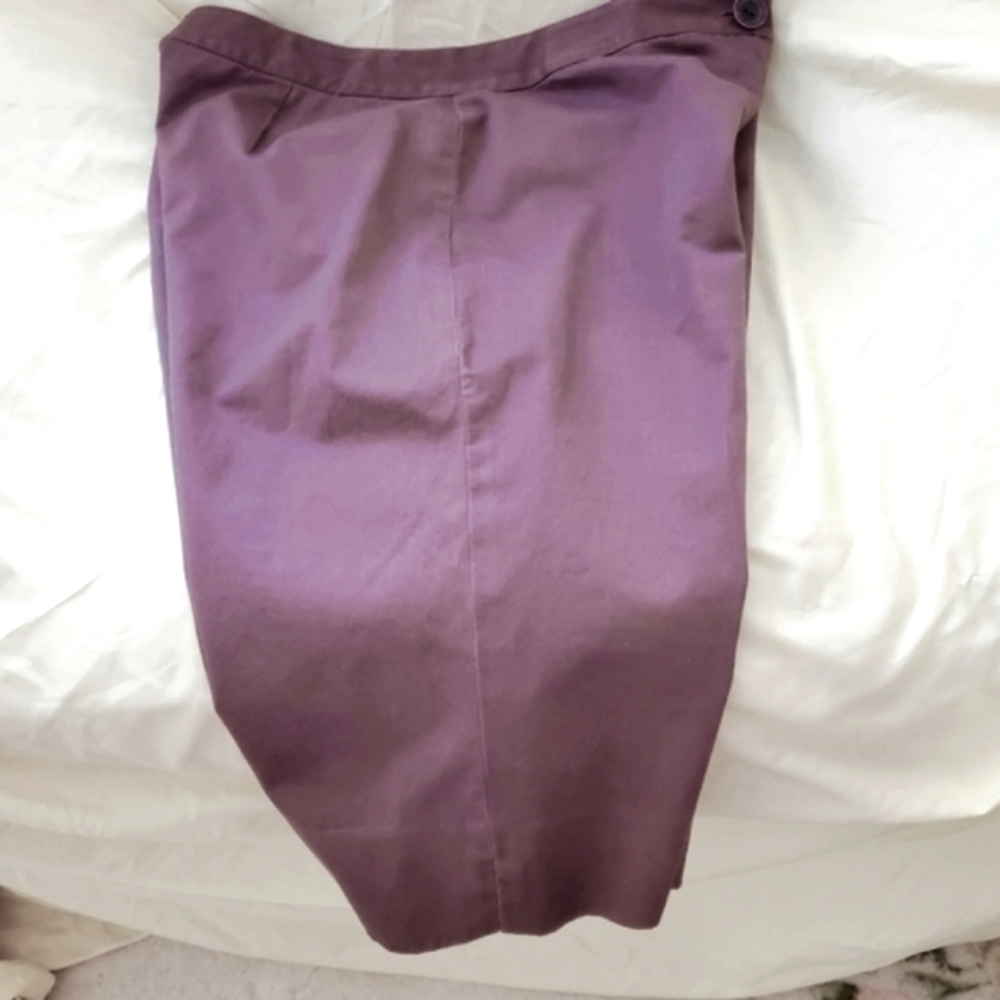 Bermuda Shorts "O" by Oscar de la Renta